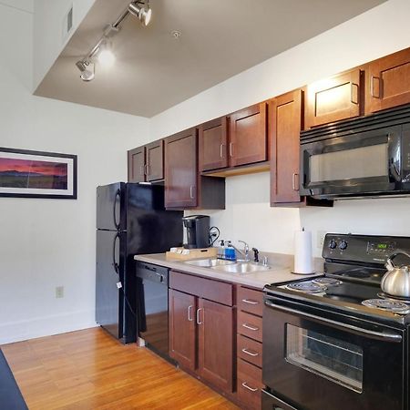 Apartment With King Bed In Downtown לואיוויל מראה חיצוני תמונה
